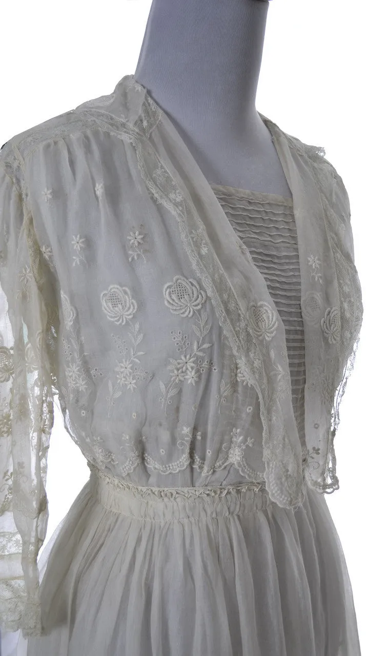 1910s Embroidered Edwardian White Vintage Dress With Lace Trim