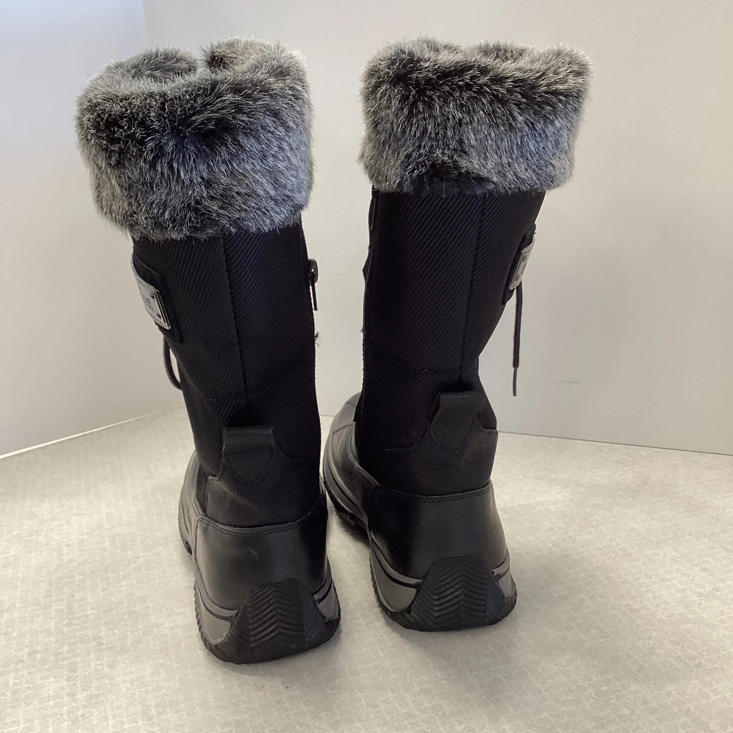 Boots Snow By LaNeige  Size: 8